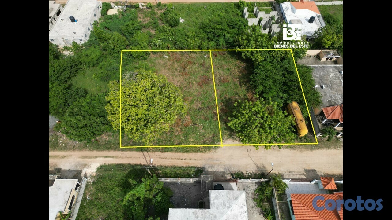 solares y terrenos - SE VENDEN DOS SOLARES con 300 m² en Villa España. 3