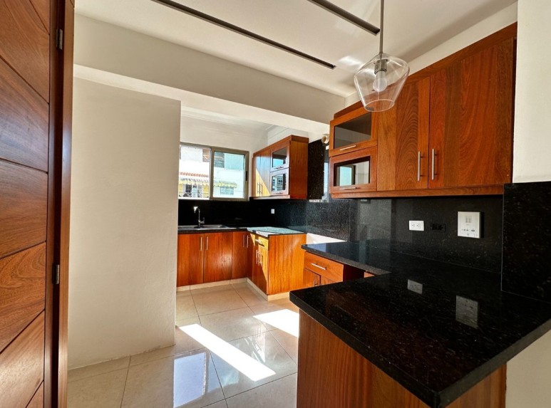 apartamentos - Alquiler de Apartamento Vacio en Mirador Sur Amplio 4