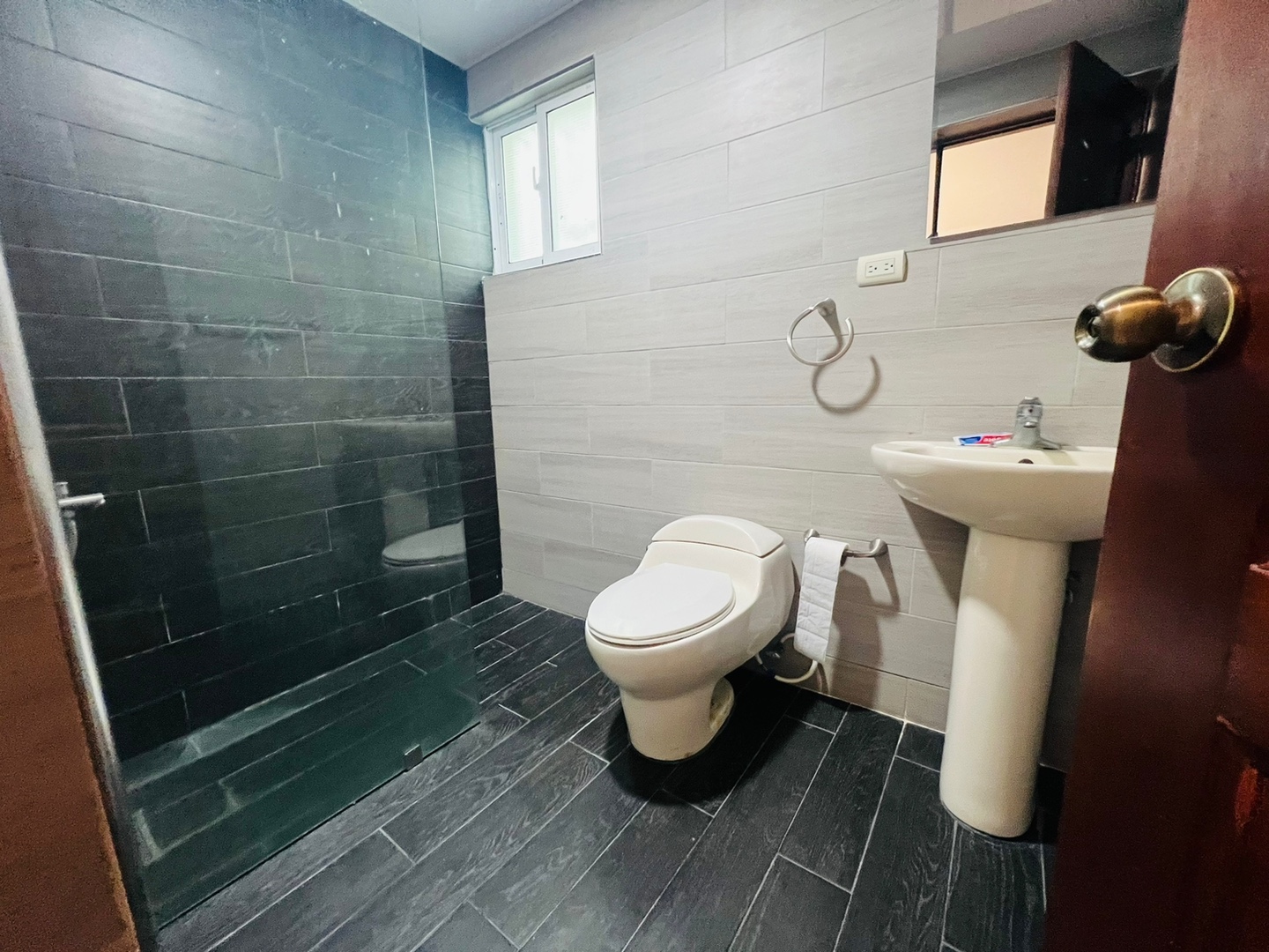 apartamentos - Apartamento en alquiler en el millón 3 habitaciones 