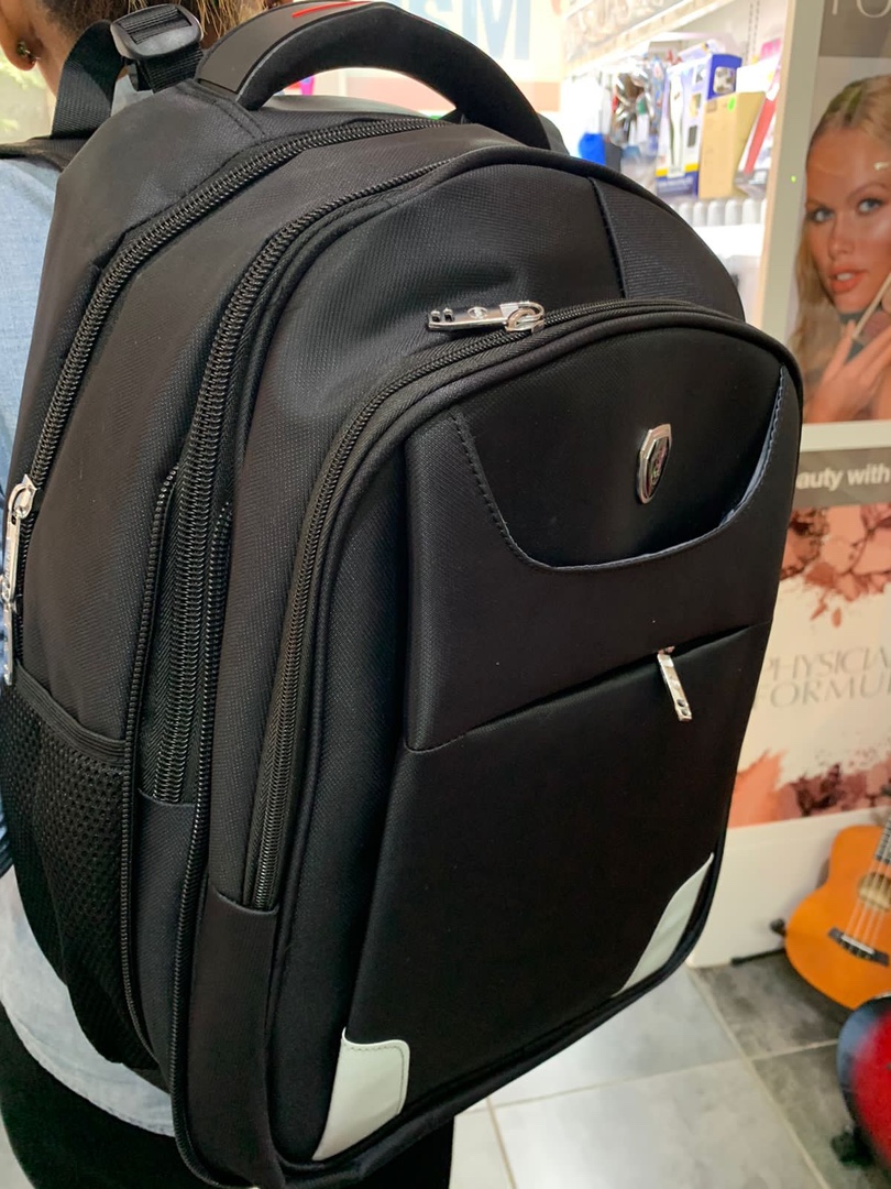 carteras y maletas - Mochilas para Viajes, mensajeros, laptop con cables Usb cargadores. 3