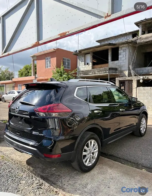 jeepetas y camionetas - Nissan Rogue SV 2020 4
