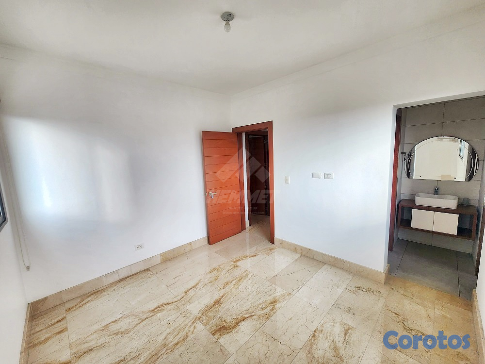 apartamentos - TORRE PISCINA Y ELEVADOR LA ESMERALDA STGO. 9