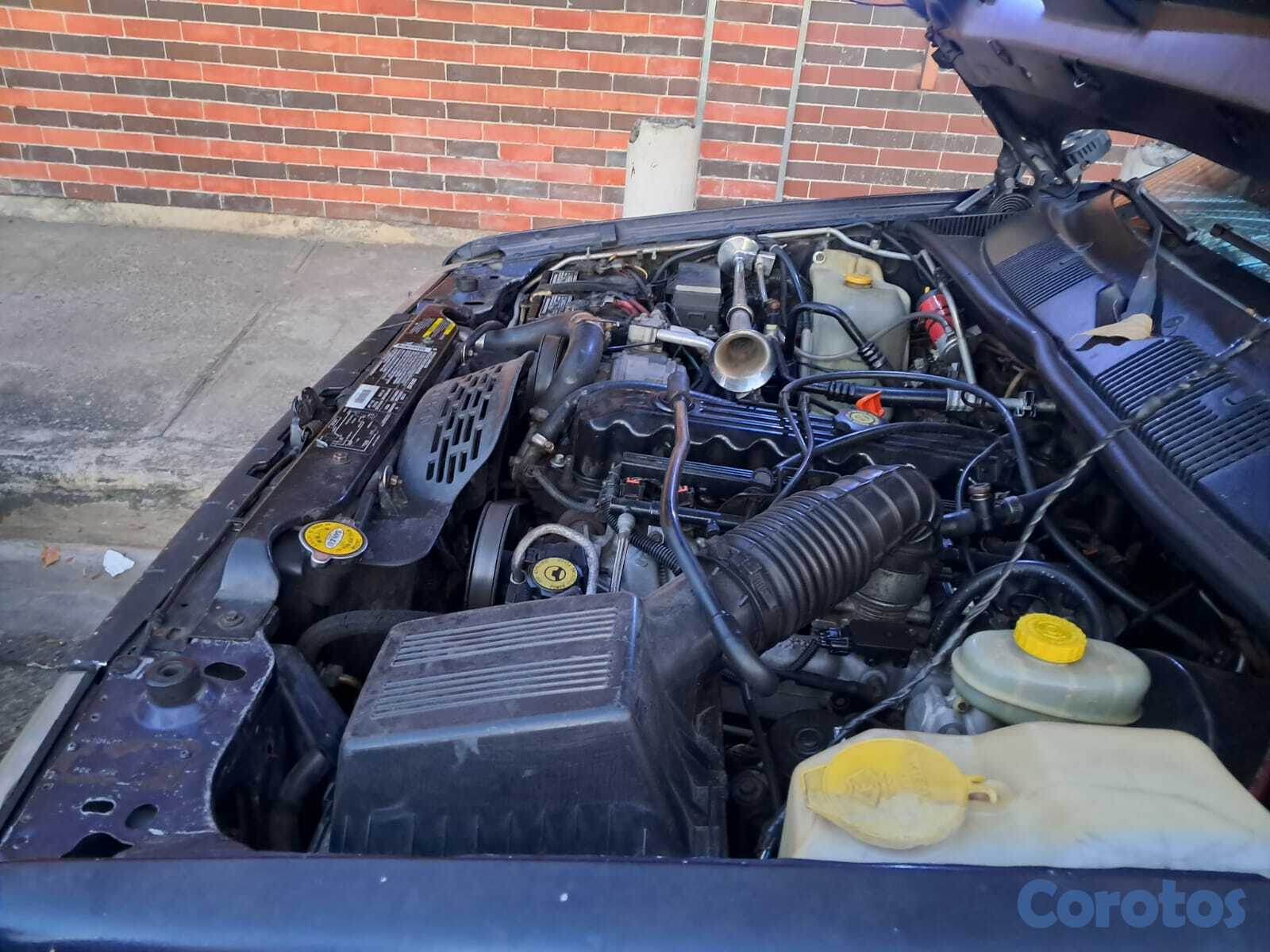 jeepetas y camionetas - jeep. grand cherokee laredo,1998 tremenda maquina para montear 4x4 1