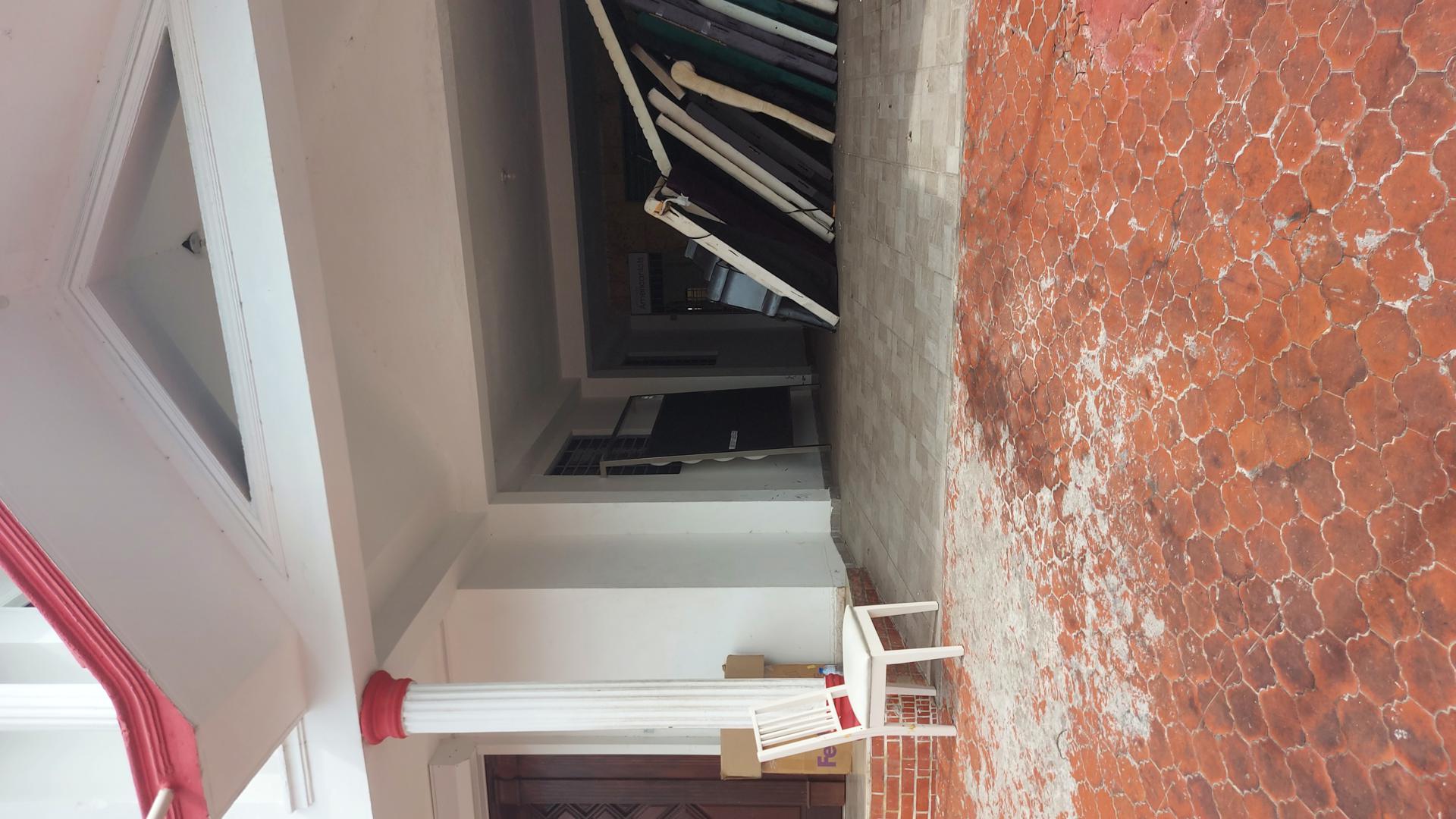 casas - Casa con fine de oficina o negocio 5