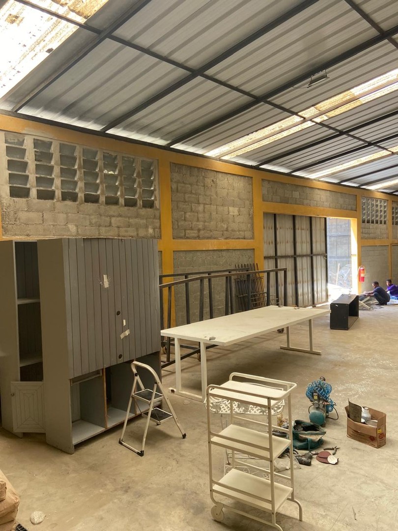 oficinas y locales comerciales - Nave en Alquiler de 480m2 Santo Domingo Oeste Circunvalacion  1