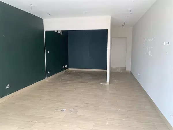 oficinas y locales comerciales - Local en Bella vista  2