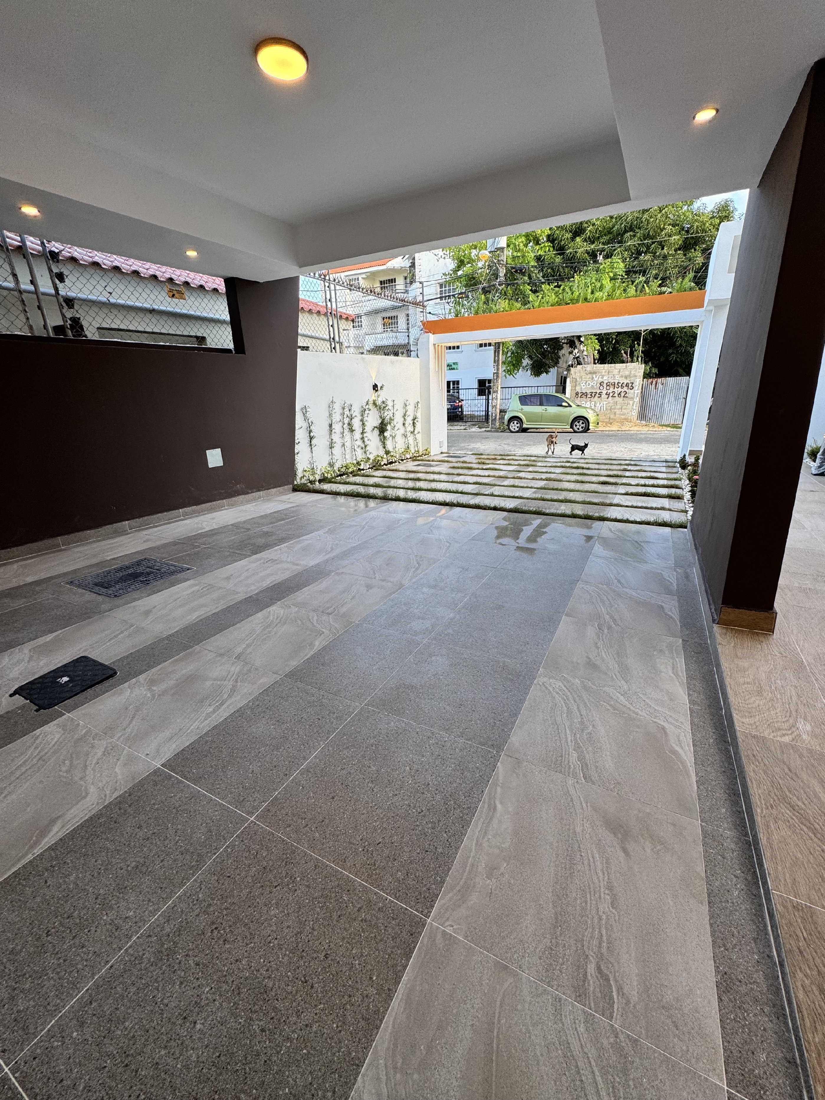 casas - venta de casa en la autopista de san isidro brisa oriental Santo Domingo este  6