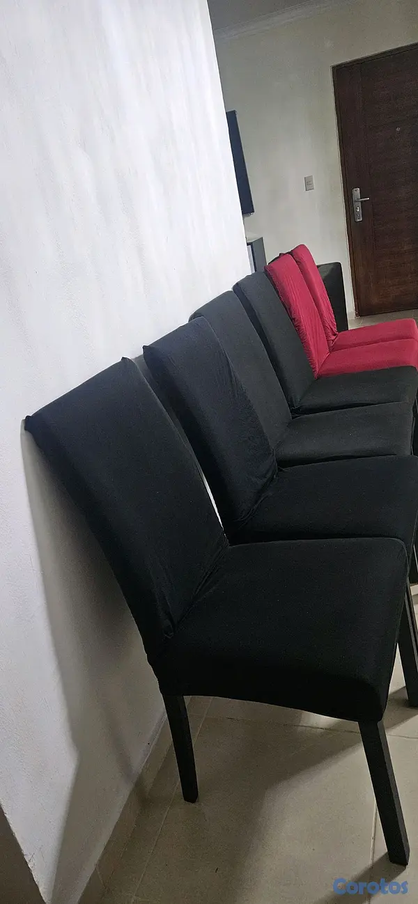 muebles y colchones - Sillas de comedor con forros incluidos.  Se vende por falta de espacio. 6