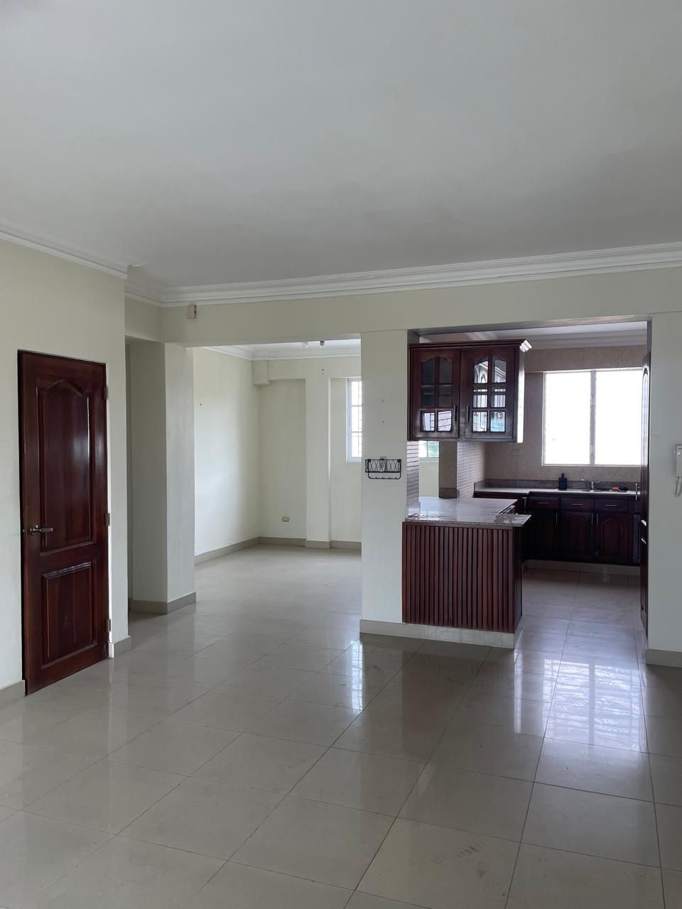 apartamentos - Alquiló millón 48,000 apt de 2 habitaciones 2.5 ba 5