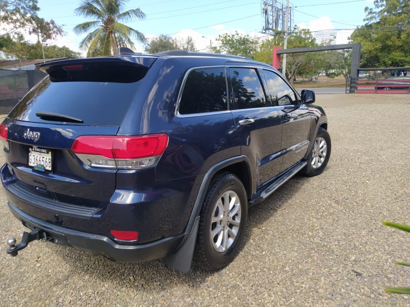 jeepetas y camionetas - Jeep grand cherokee limited 4x4 2017 3