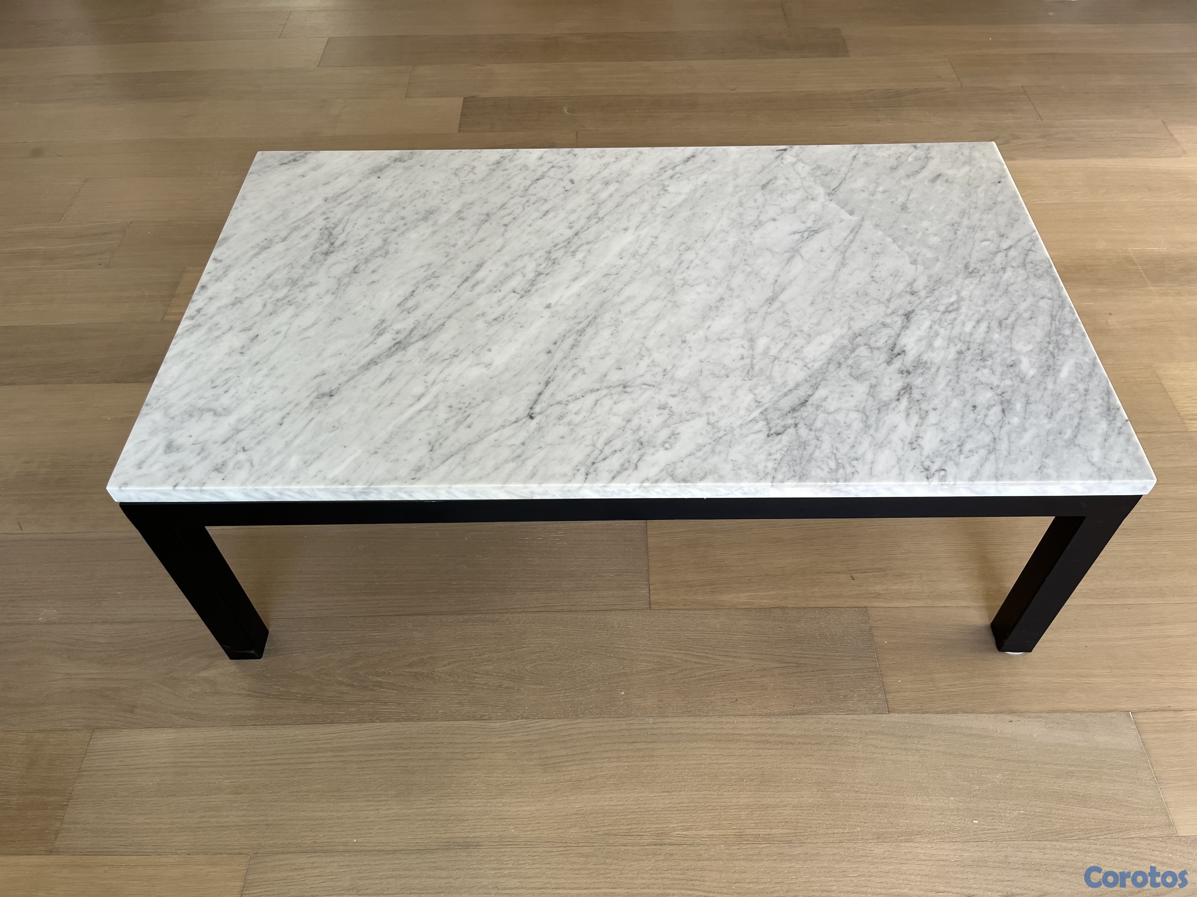 muebles y colchones - Hermoso centro de mesa de mármol con base metálica 1