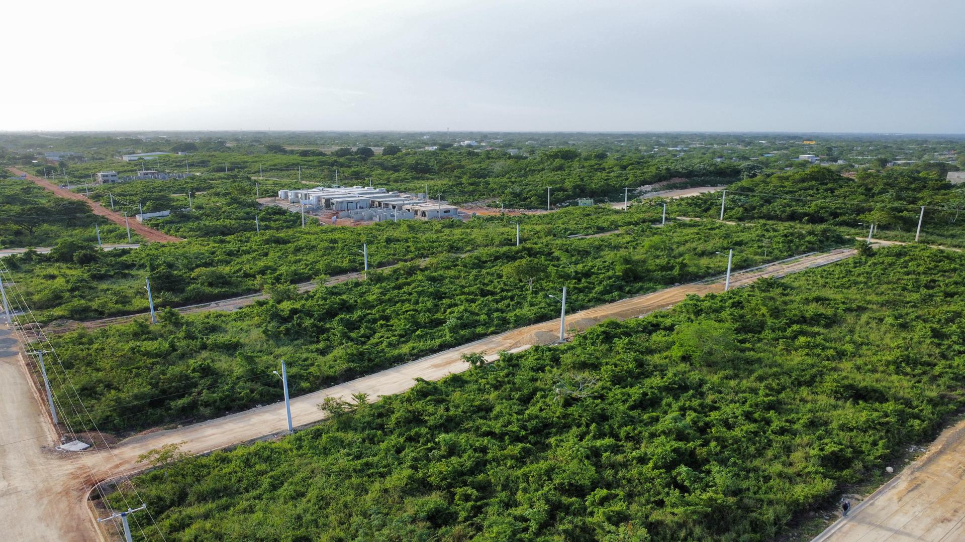 solares y terrenos - Solares en proyecto cerrado en Avenida Ecológica 4