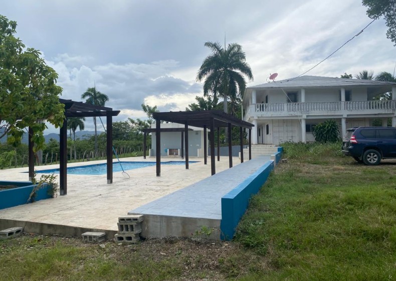 casas vacacionales y villas - Villa en Venta en Puerto PLata 4 habitaciones 3