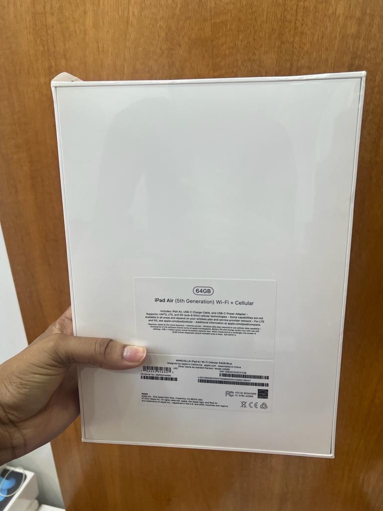 celulares y tabletas - iPad Air 5th generacion 64gb Sellada 4