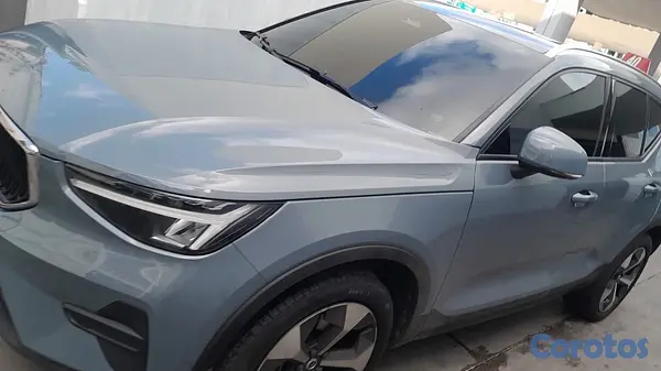 jeepetas y camionetas - VENDO VOLVO XC 40 EXCELENTE CONDICIONES (NEGOCIABLE) 2
