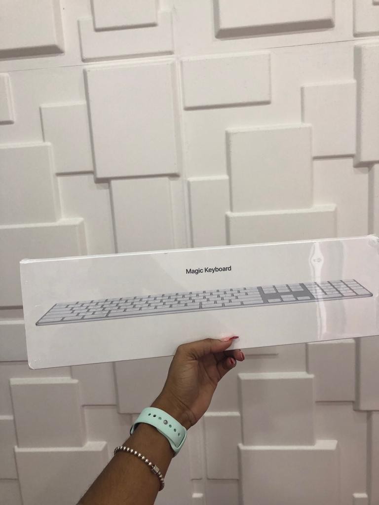 celulares y tabletas - Magic Keyboard Sellado 