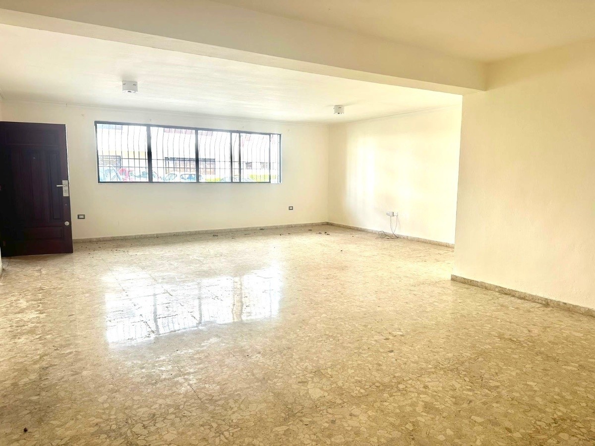 apartamentos - Alquiler de Apartamento Primer piso Residencia o Oficina en Seralles 7