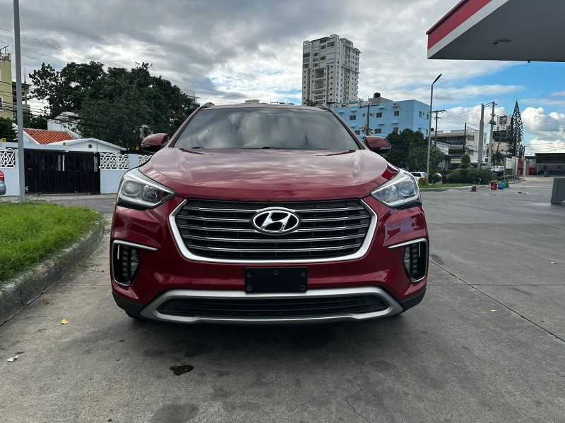 jeepetas y camionetas - Hiunday santa fe 2019 7