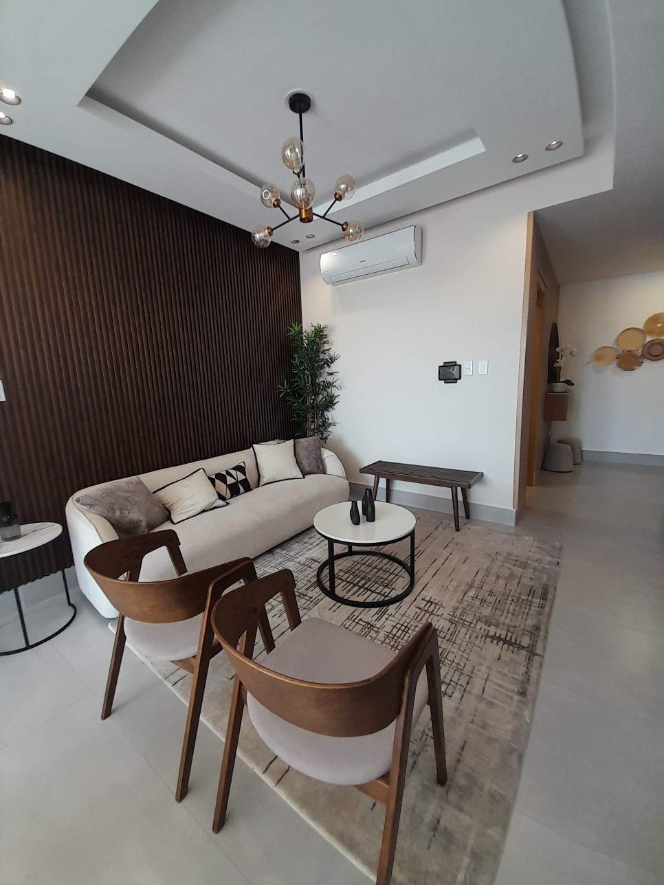 apartamentos - Rento apartamento amueblado moderno minimalista en Evaristo Morales 2
