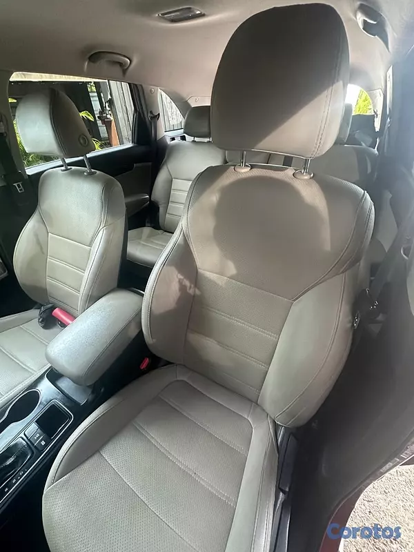 jeepetas y camionetas - Kia sorento 2018 excelente condiciones  8