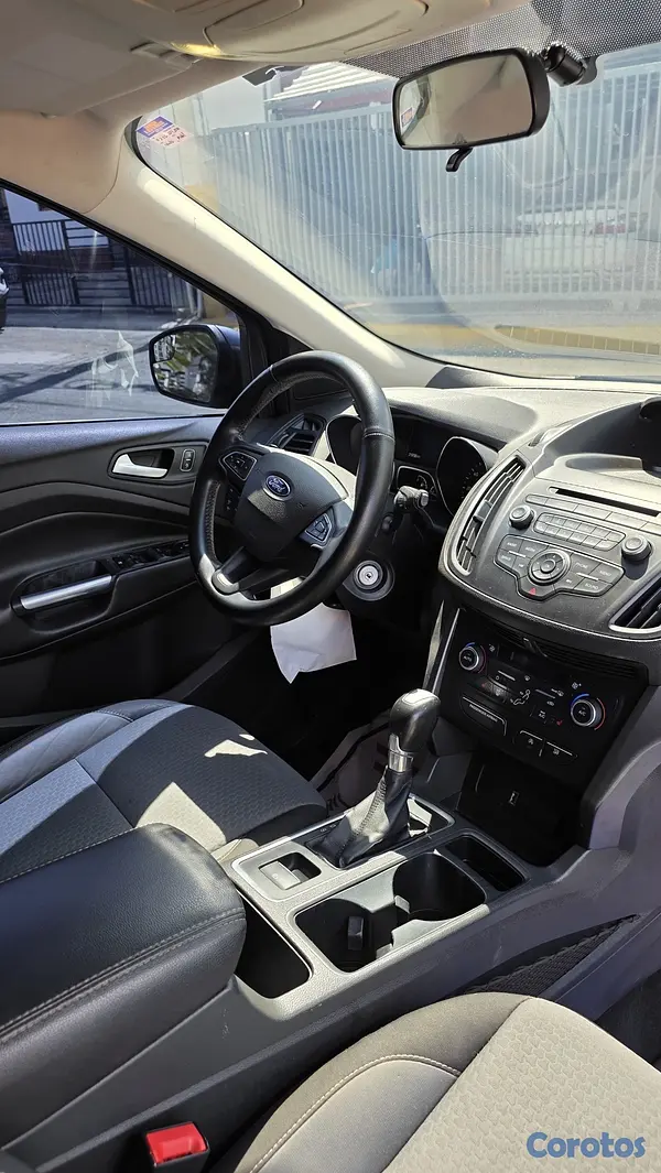 jeepetas y camionetas - Ford Escape SE 2017 Económica Nítida🔥

 7