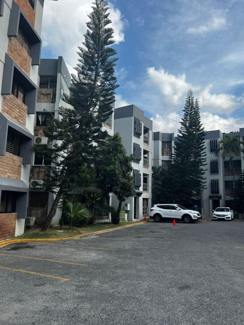 apartamentos - Vendo apartamento! República de colombia, Arroyo Hondo III.

Precio RD$6,500,000 1