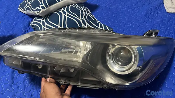 repuestos - faros delanteros de Toyota Camry 2015-2017  5