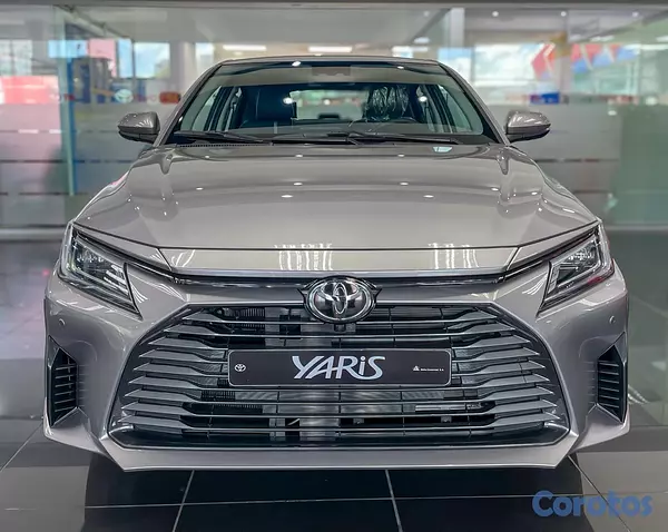 jeepetas y camionetas - Toyota Yaris 2026 4