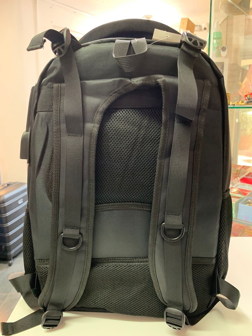 carteras y maletas - Mochilas para Viajes, mensajeros, laptop con cables Usb cargadores. 5