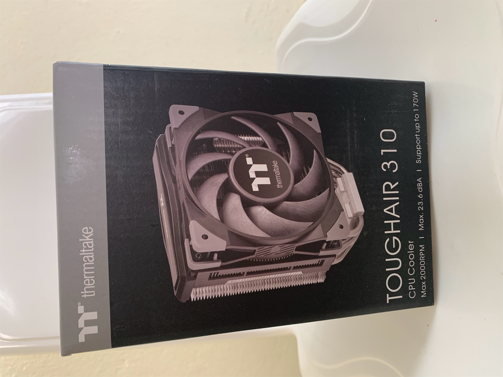 computadoras y laptops - Fan cooler para procesador Thermaltake AMD e INTEL dealtoRendimientoNuevoSellado 2