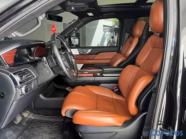 jeepetas y camionetas - Lincoln Navigator  7