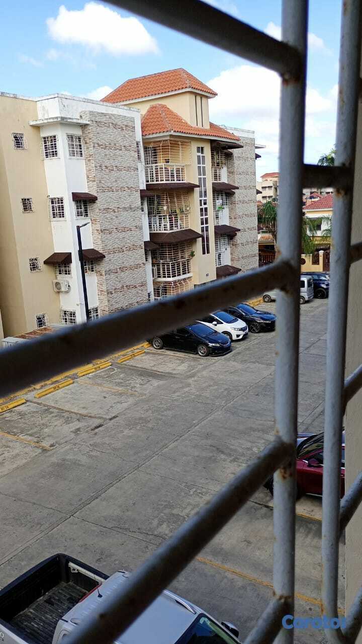 apartamentos - ¡De oportunidad!  Venta de Apartamento  1