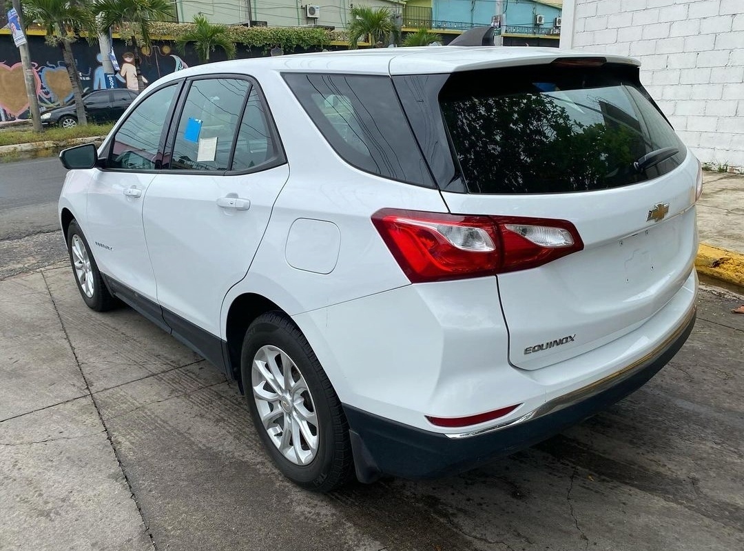 jeepetas y camionetas - 2018 Chevrolet Equinox LT  2