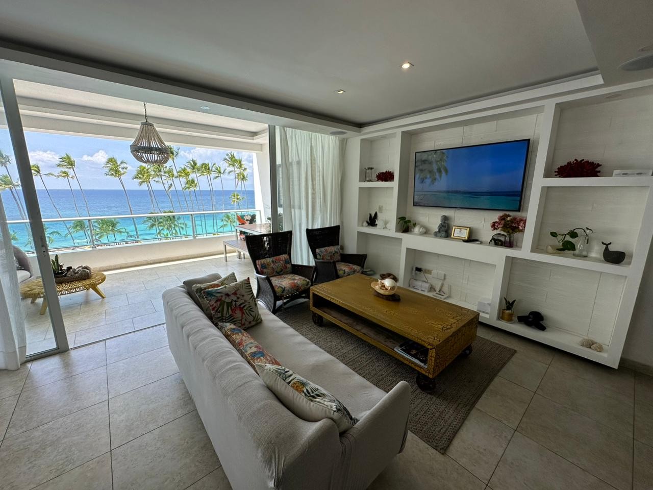 apartamentos - Espectacular apartamento en la playa amueblado hermosa vista Marbella Juan Dolio 2