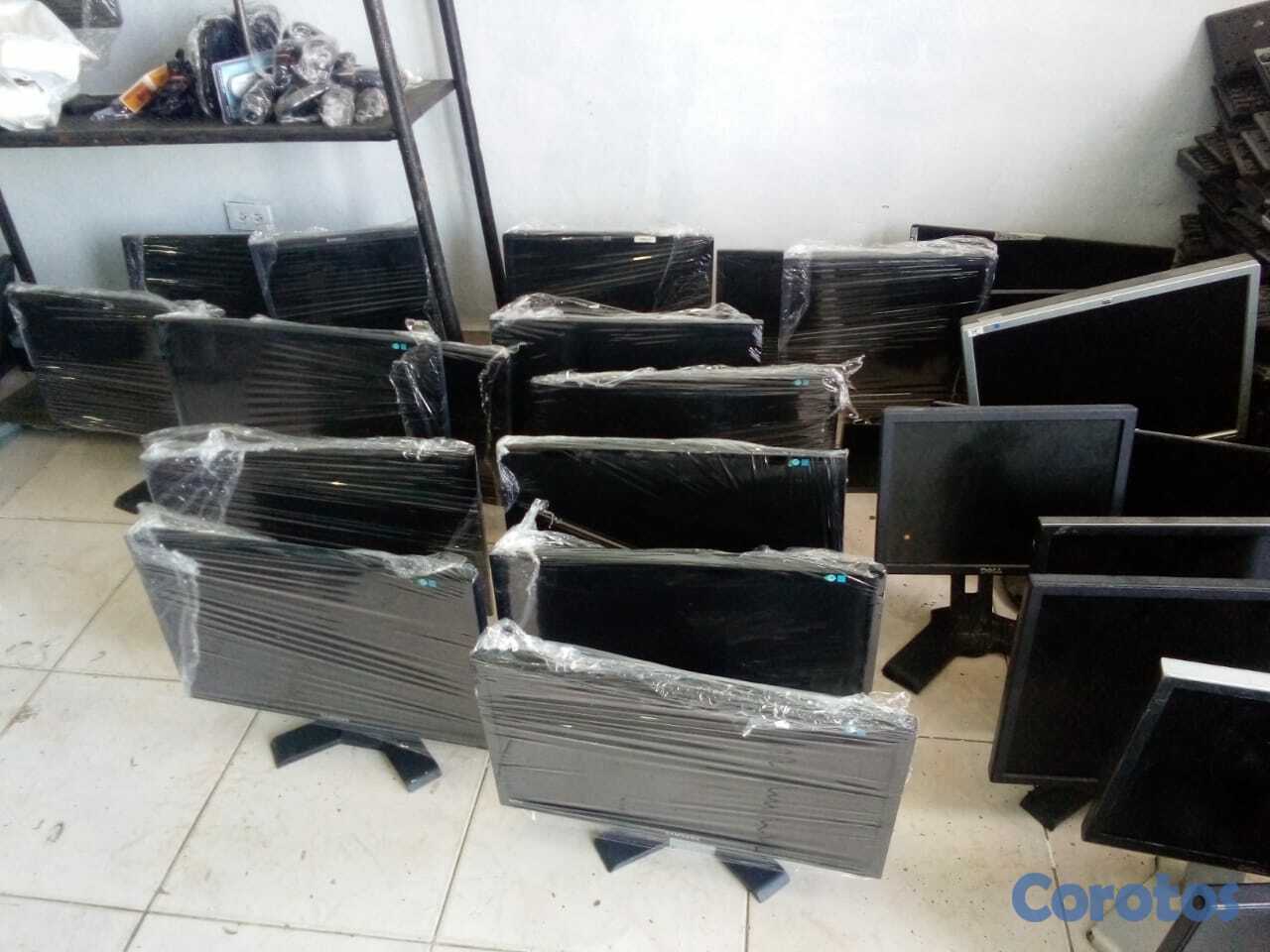 computadoras y laptops - MONITORES CON HDMI-VGA-DVI-DISPLAY SPOT 5