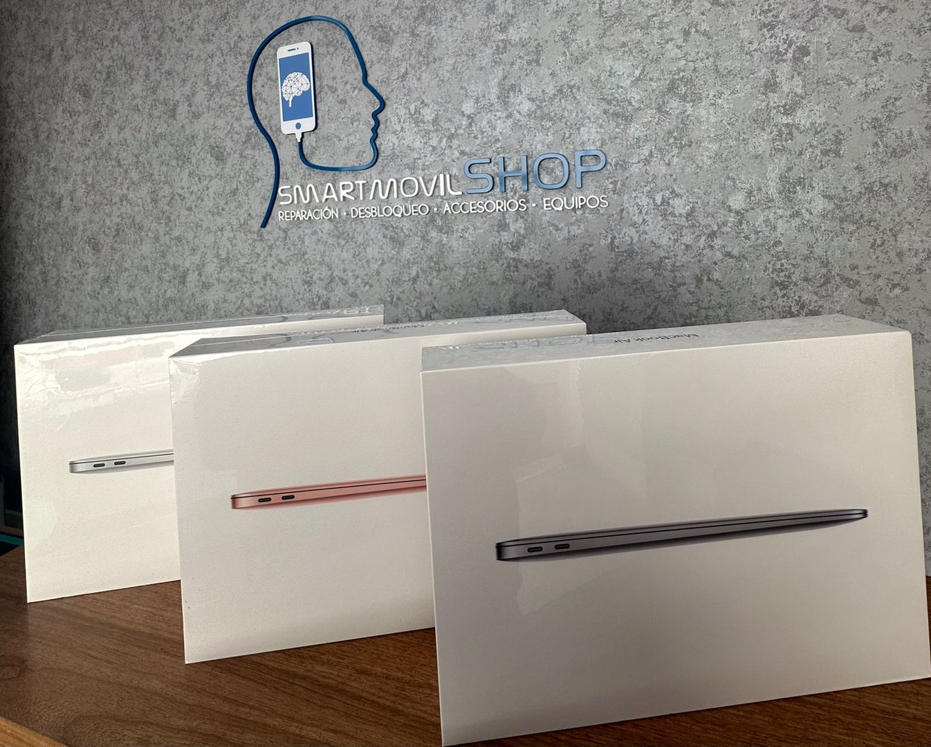computadoras y laptops - MACBOOK AIR M1 256GB NUEVAS  0