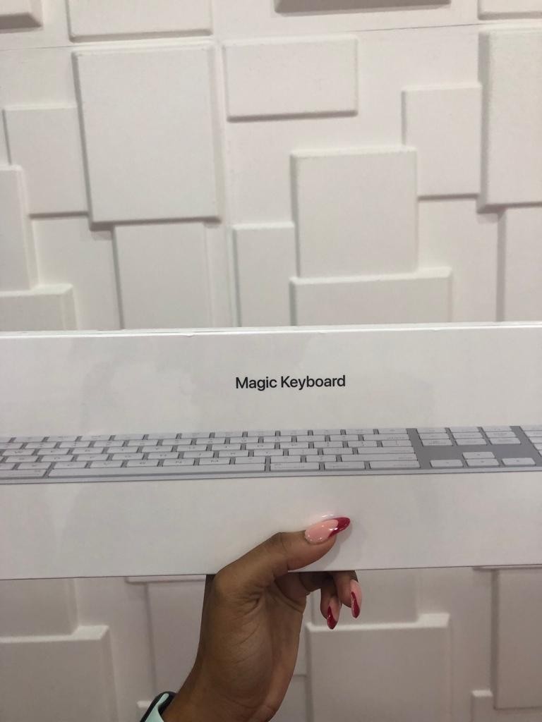 celulares y tabletas - Magic Keyboard Sellado  1