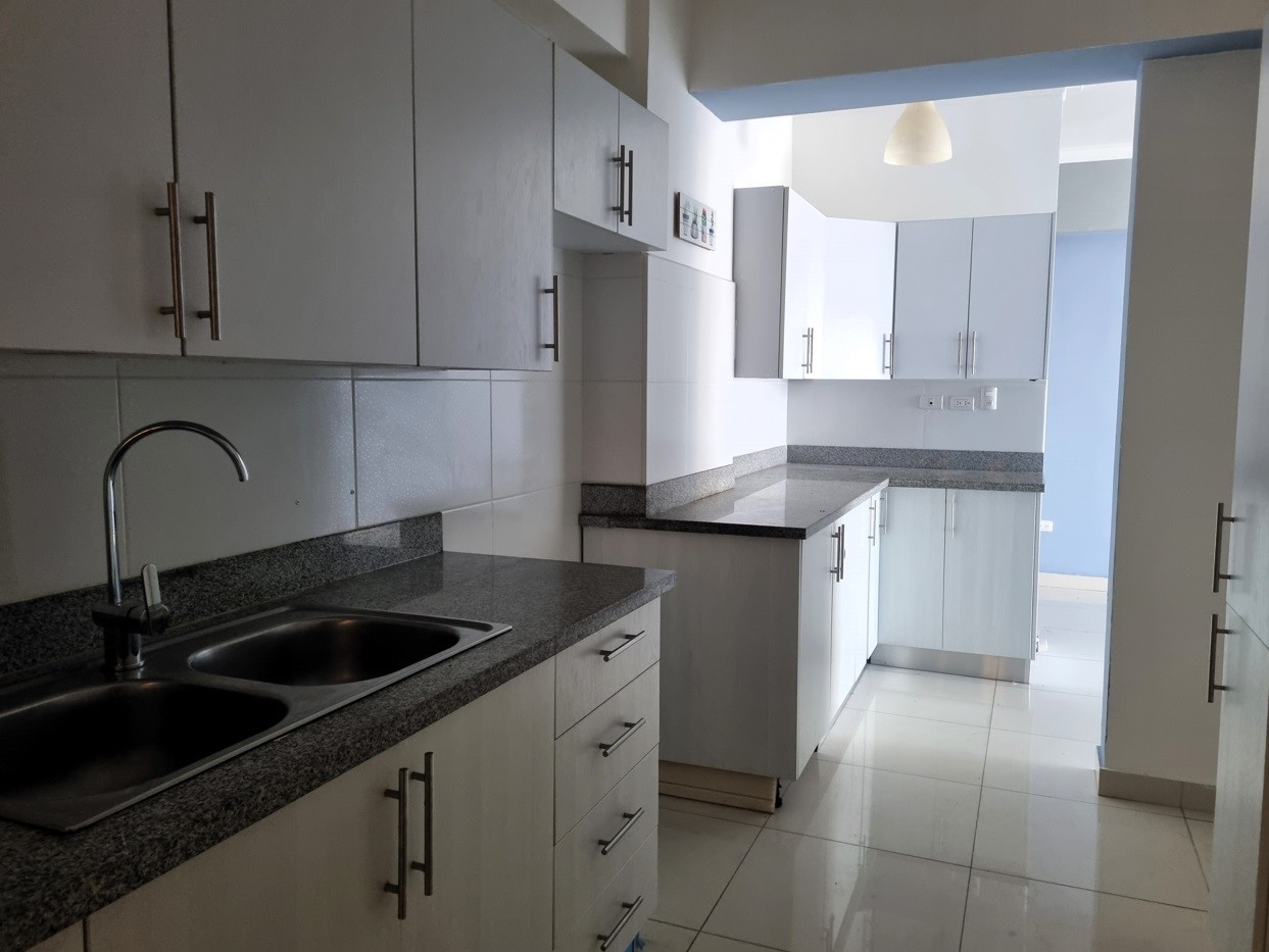 apartamentos - Apartamento en Venta Bella Vista Santo Domingo R. D. de fácil acceso 7