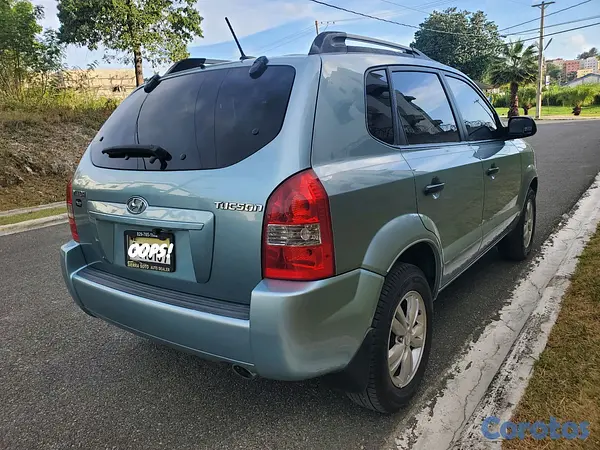 jeepetas y camionetas - Hyundai Tucson 2009 Excelentes condiciones  6