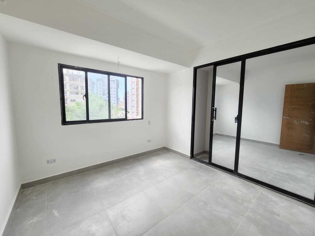 apartamentos - Apartamento en venta ubicado en hermosa torre sector Evaristo Morales Santo D. 7