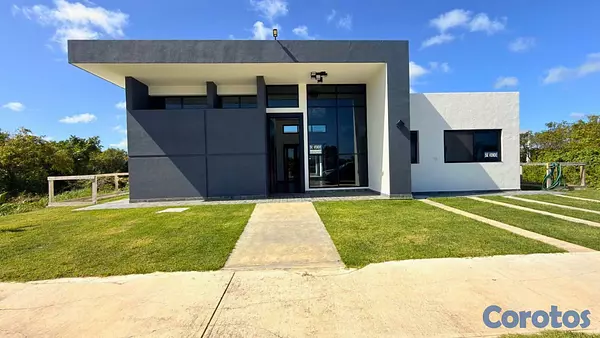 casas vacacionales y villas - Elegant One-Level Villa with Private Pool and Clubhouse Access – Move-In Ready 2