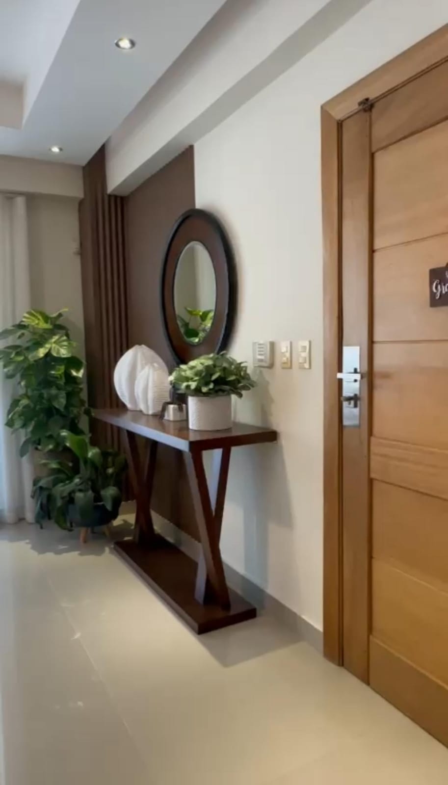apartamentos - VENDO APARTAMENTO DE 176MTS 3ER NIVEL EL CONDADO 7