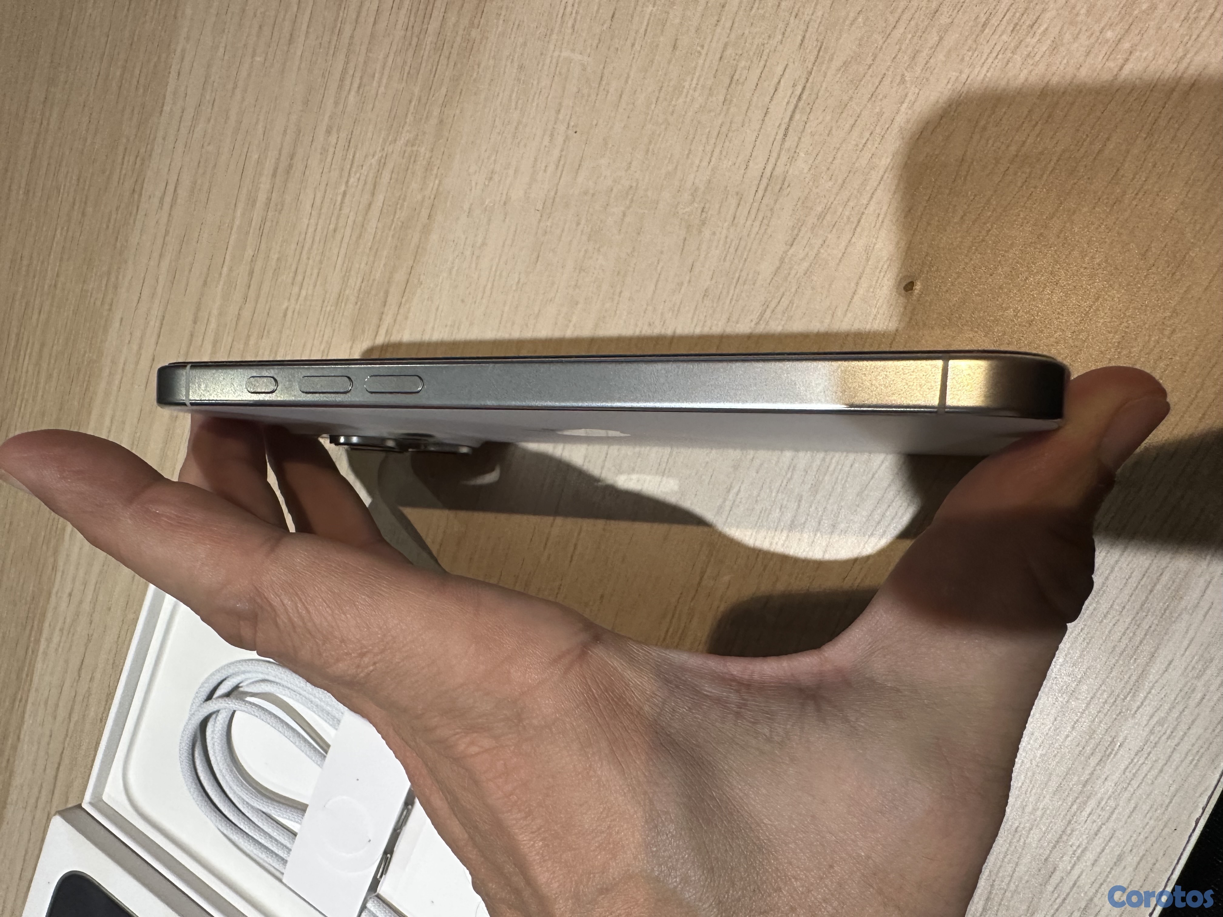 celulares y tabletas - se vende iPhone 16 pro Max de 512 comprando en la Apple  3