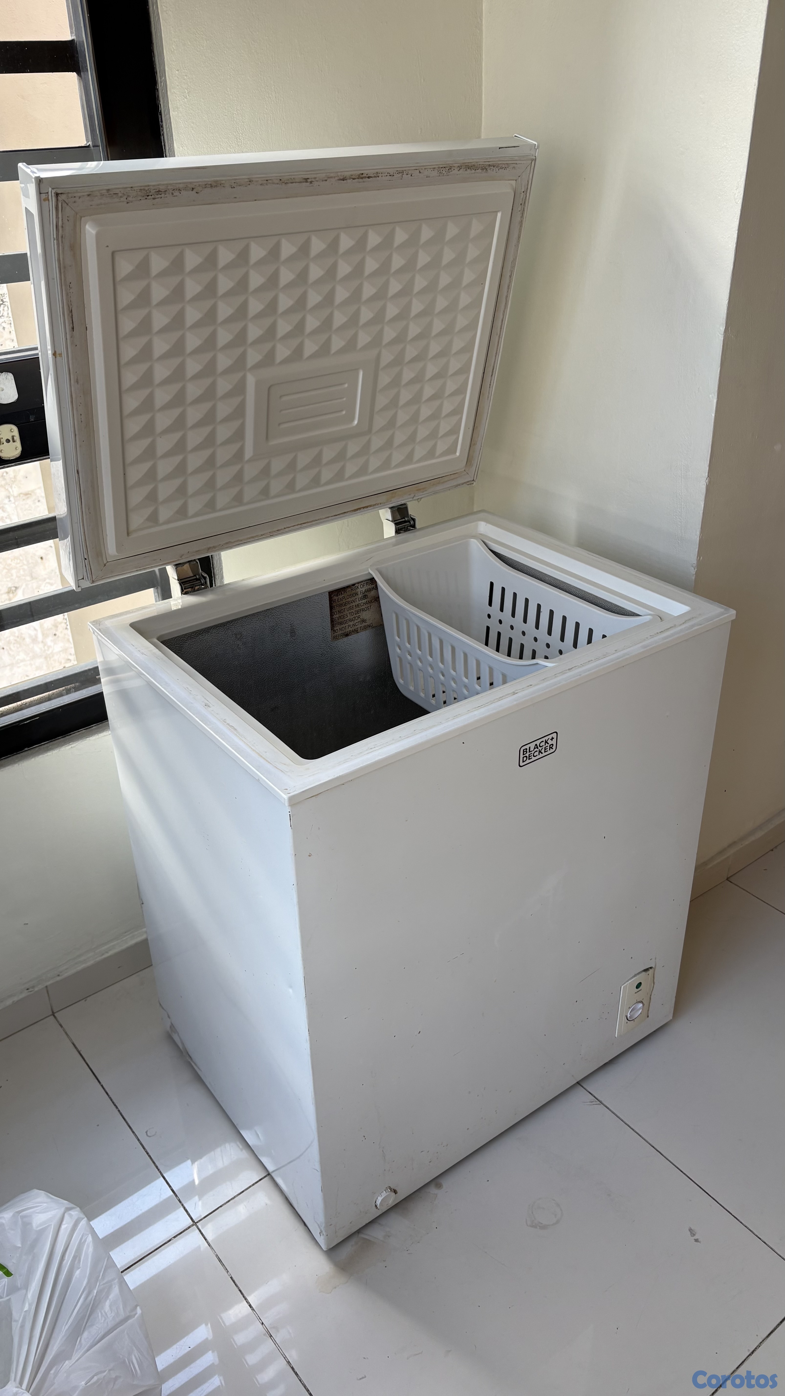 electrodomesticos - Freezer Black+Decker 5.1 Pies 2