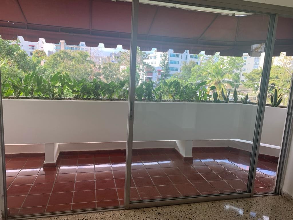 apartamentos - Alquiler Apartamento de 2 Habitaciones Sin Amueblar, Bella Vista, Santo Domingo