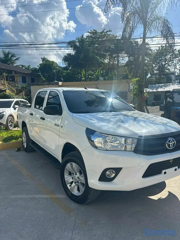 jeepetas y camionetas - Toyota hilux 2018 mecánica  4