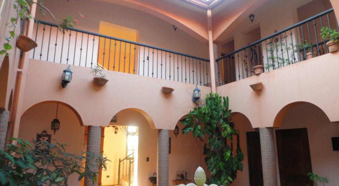 casas - CASA EN VENTA EN URB. THOMEN. 7