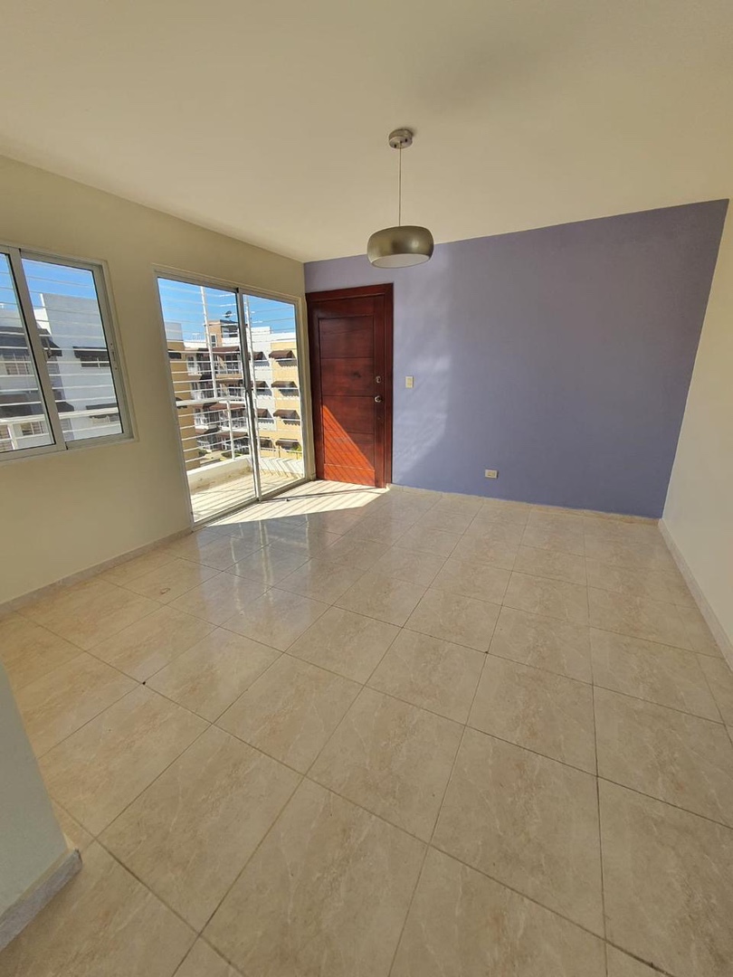 apartamentos - Apartamento económico de  3 habitaciones 2 baños en Santo Domingo norte jacobo m