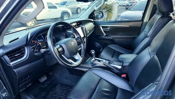 jeepetas y camionetas - FORTUNER SRV 2022 8