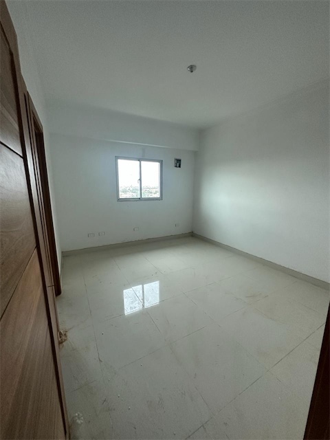 apartamentos - Venta de apartamento en Alma rosa 1 de 210mts Santo Domingo este  3